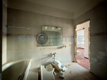 Moradia T5 para Venda em São Francisco