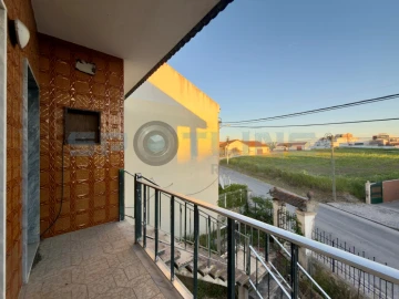 Moradia T5 para Venda em São Francisco