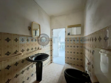 Moradia T5 para Venda em São Francisco