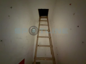 Moradia T5 para Venda em São Francisco