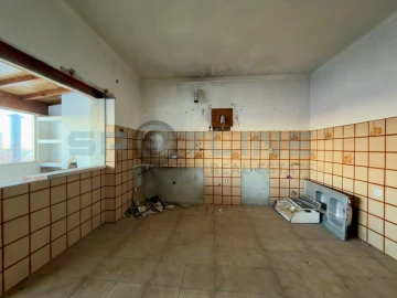 Moradia T5 para Venda em São Francisco