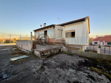 Moradia T5 para Venda em São Francisco