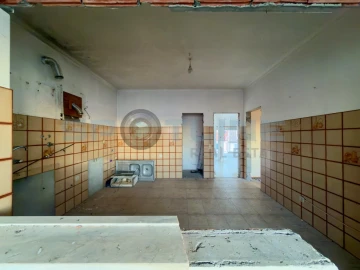 Moradia T5 para Venda em São Francisco