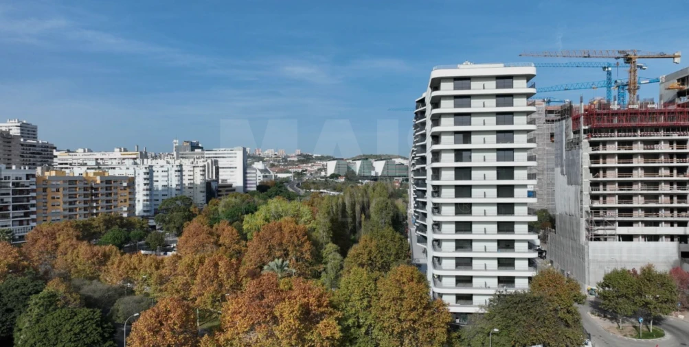 Apartamento T2 para Venda em Algés, Linda-A-Velha e Cruz Quebrada-Dafundo Foto 3