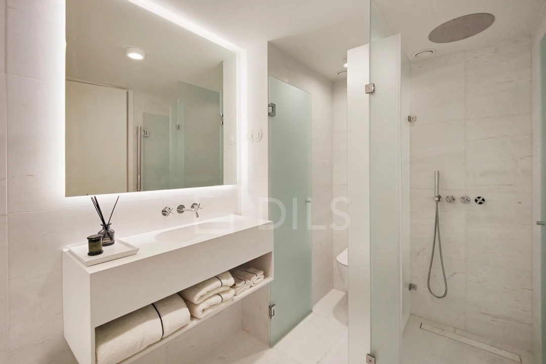 Apartamento T2 para Venda em Santo António Foto 35