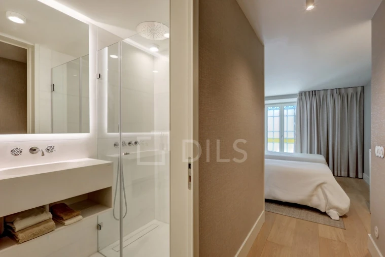 Apartamento T2 para Venda em Santo António Foto 27