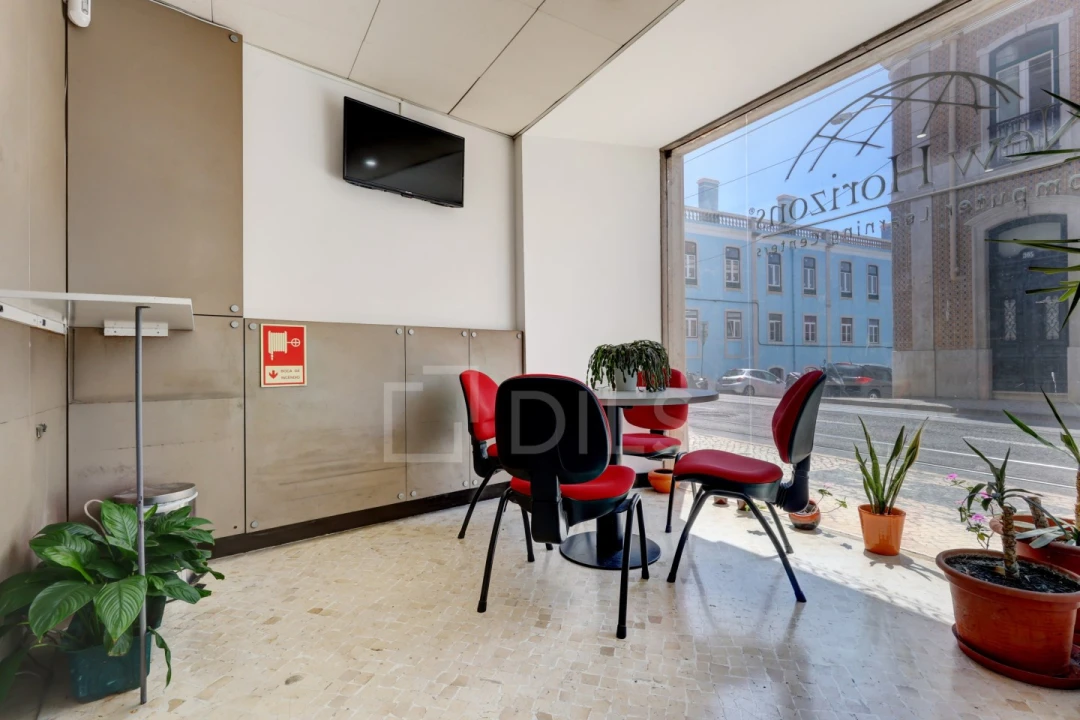 Loja para Arrendamento em Belém Foto 12