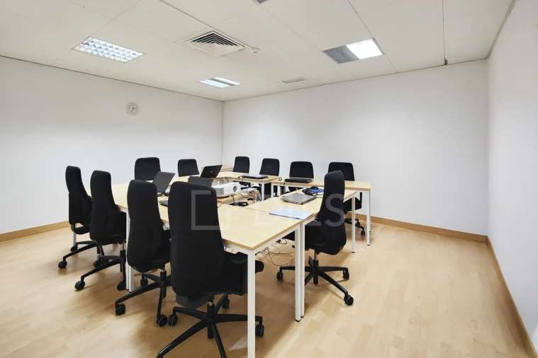 Loja para Arrendamento em Belém Foto 7