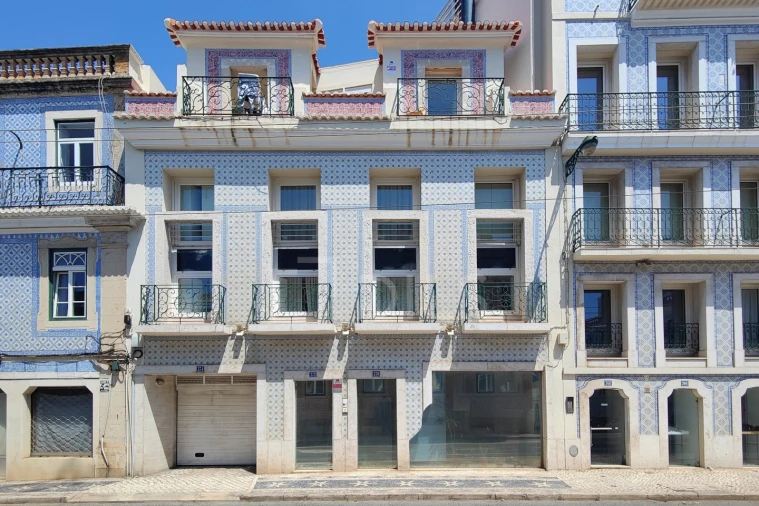 Loja para Arrendamento em Belém Foto 20