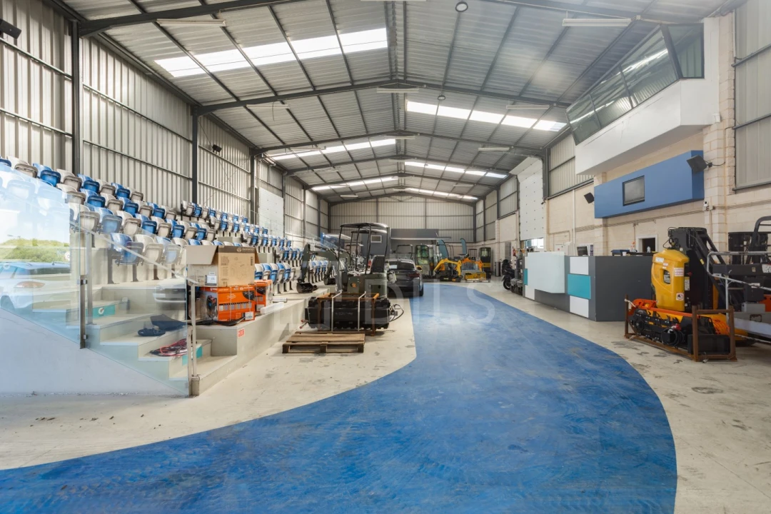 Armazém para Venda em Aveiras de Cima Foto 7