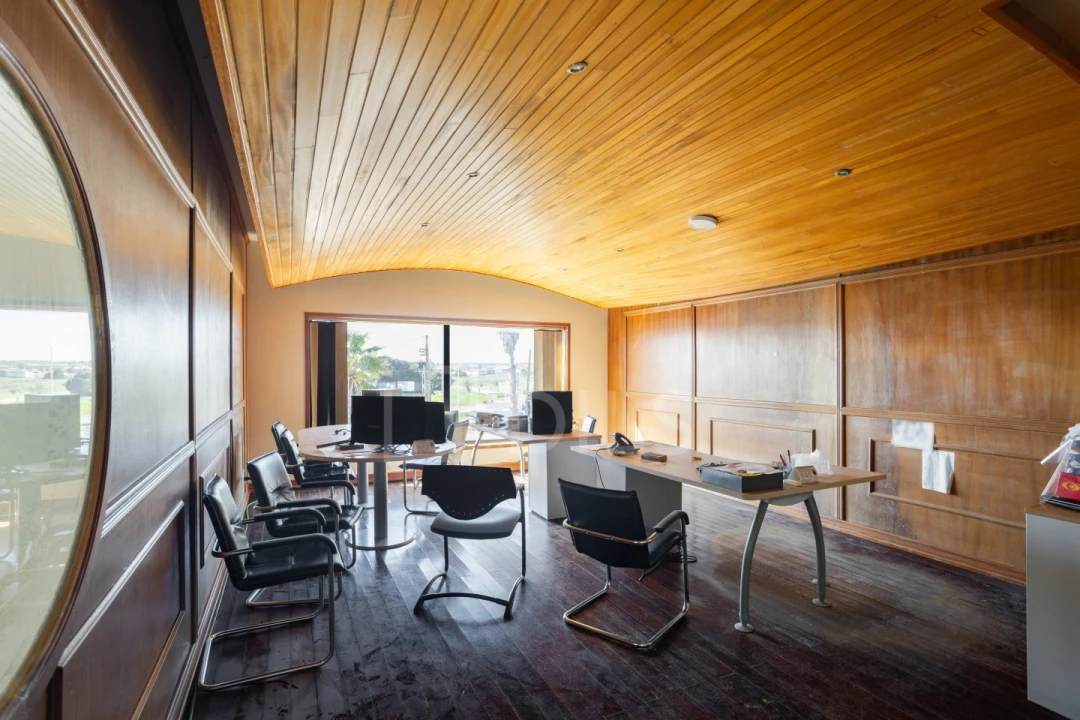 Armazém para Venda em Aveiras de Cima Foto 22