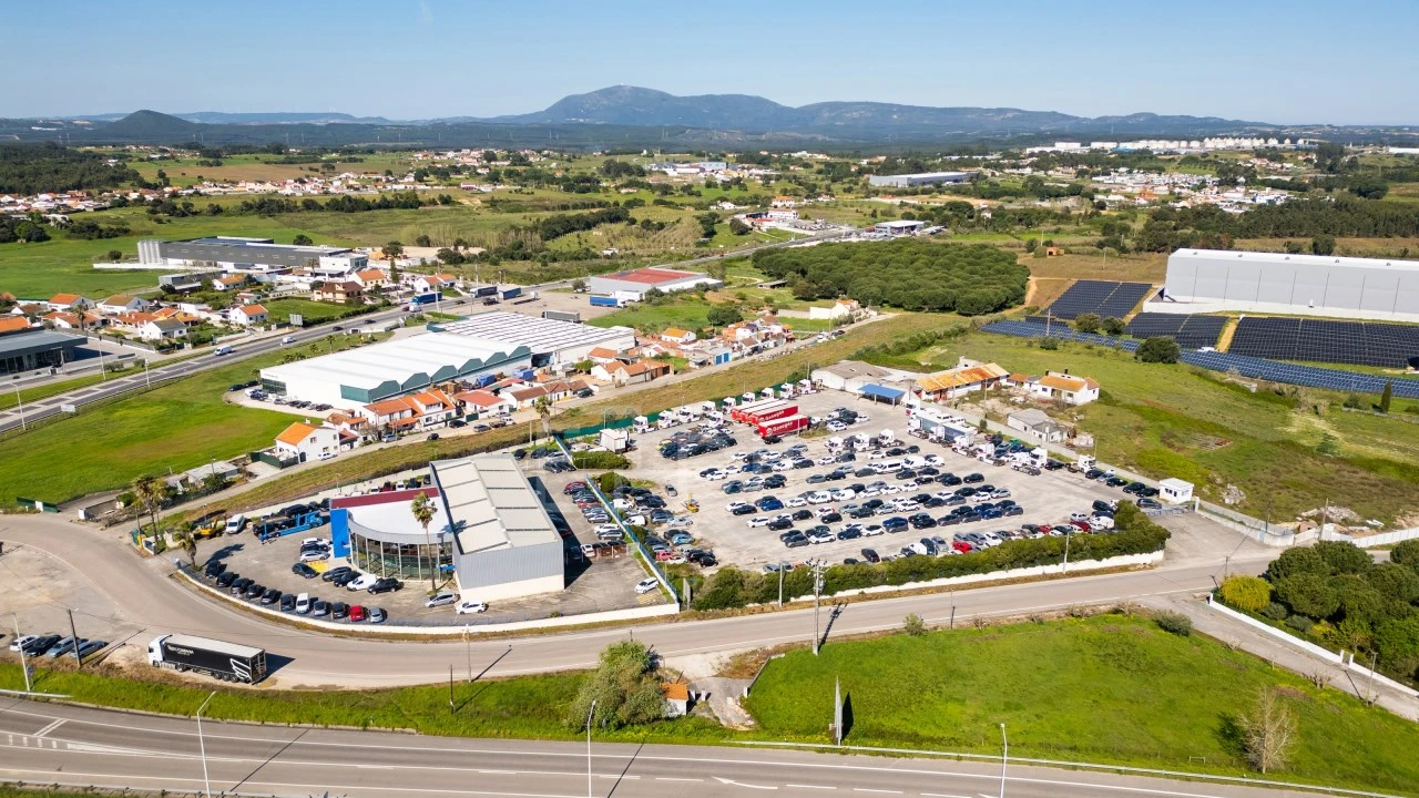 Armazém para Venda em Aveiras de Cima Foto 26