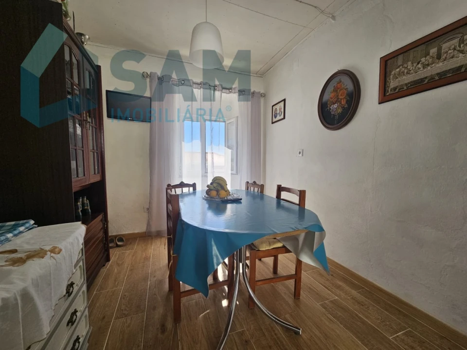 Moradia T2 para Venda em A dos Cunhados e Maceira Foto 3