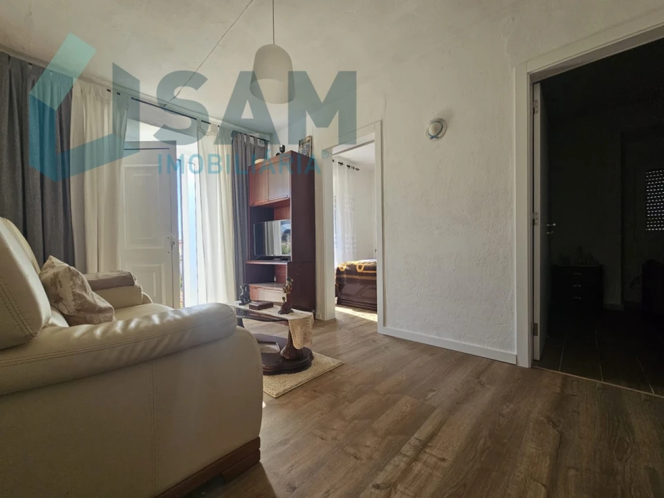 Moradia T2 para Venda em A dos Cunhados e Maceira Foto 7