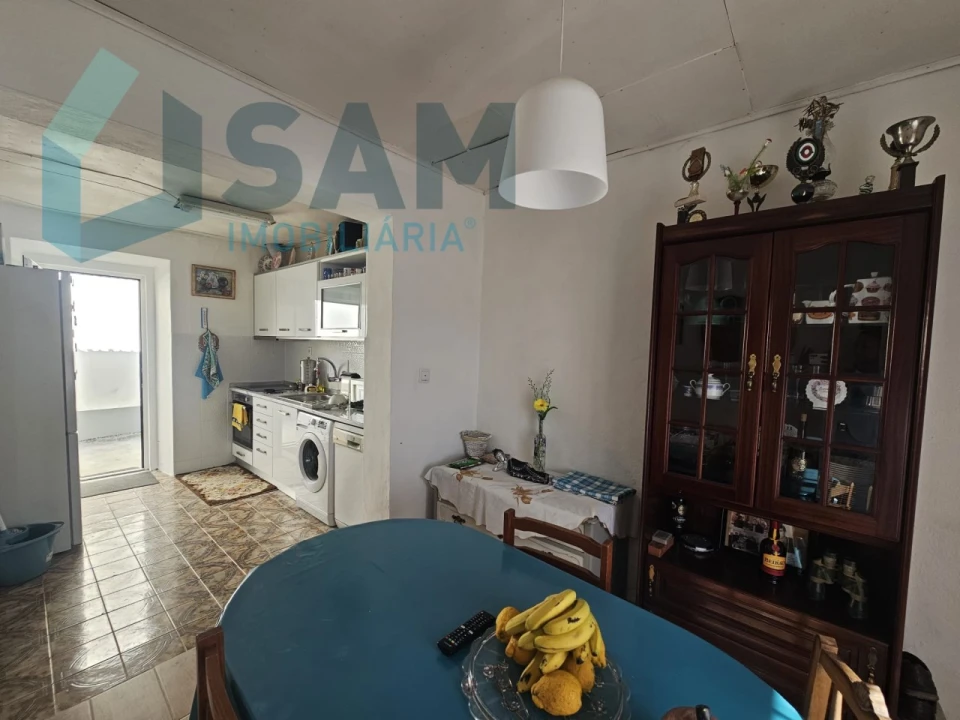 Moradia T2 para Venda em A dos Cunhados e Maceira Foto 4