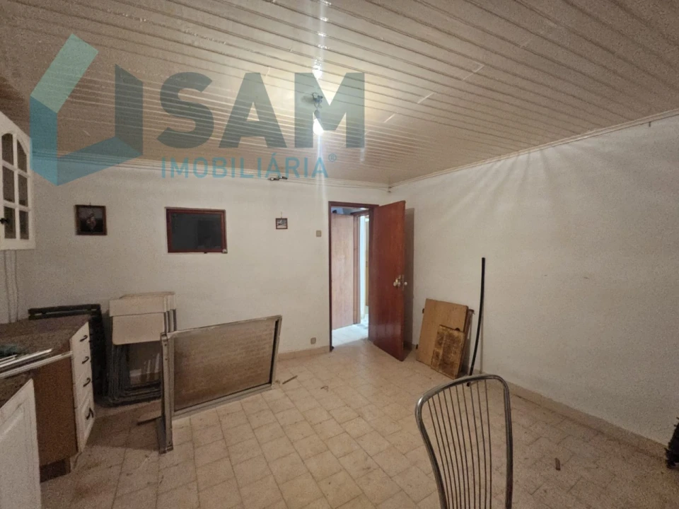 Moradia T2 para Venda em Ramalhal Foto 3