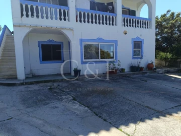 Apartamento T5 para Venda em Almancil