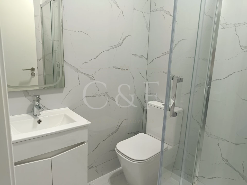 Apartamento T2 para Venda em Quarteira Foto 7