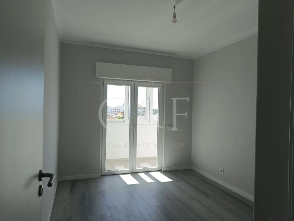 Apartamento T2 para Venda em Quarteira Foto 13