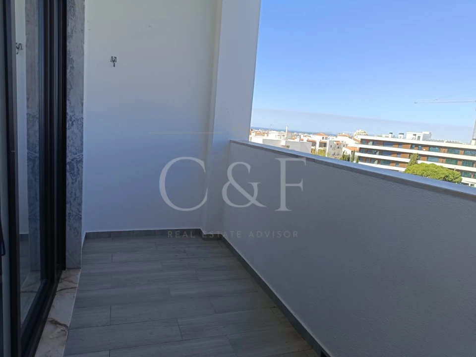 Apartamento T2 para Venda em Quarteira Foto 14