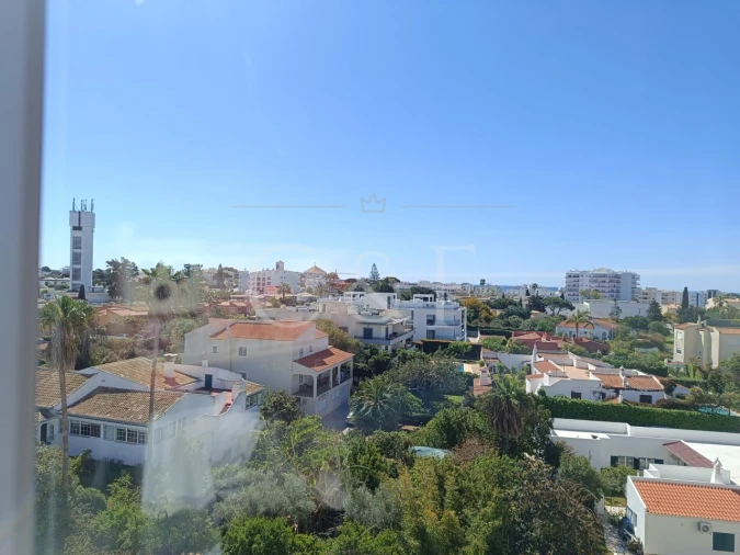 Apartamento T2 para Venda em Quarteira Foto 6