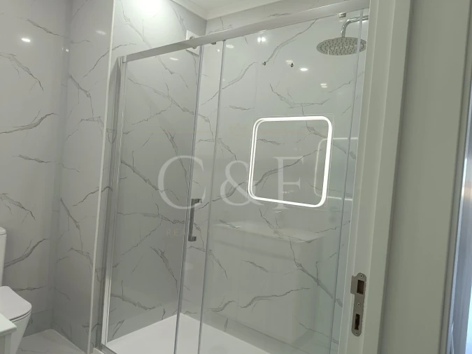 Apartamento T2 para Venda em Quarteira Foto 16