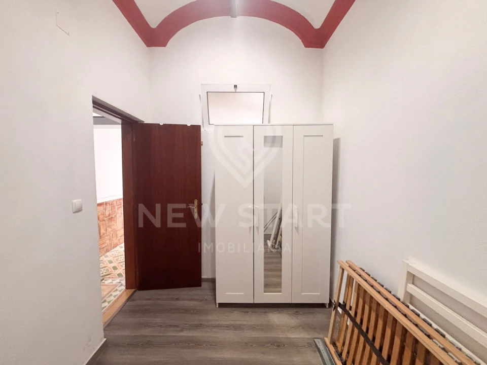 Moradia T1 para Venda em Olhão Foto 9