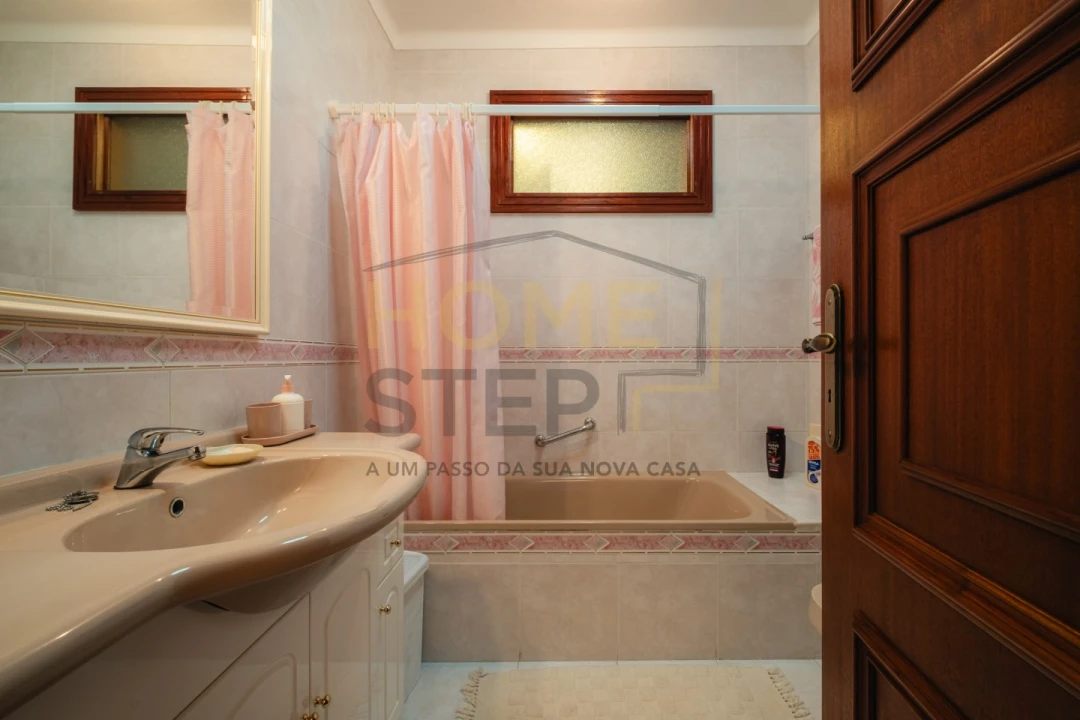 Quinta T4 para Venda em Cumieira Foto 32