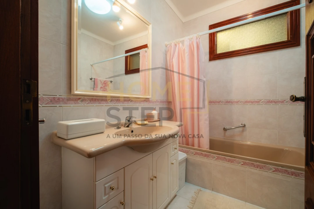 Quinta T4 para Venda em Cumieira Foto 33