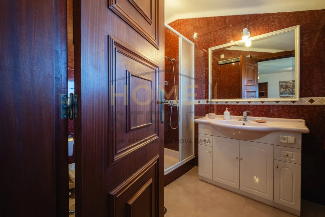 Quinta T4 para Venda em Cumieira Foto 37