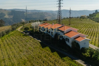 Quinta T4 para Venda em Cumieira