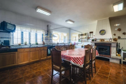 Quinta T4 para Venda em Cumieira