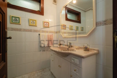 Quinta T4 para Venda em Cumieira