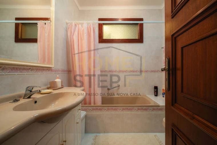 Quinta T4 para Venda em Cumieira Foto 32