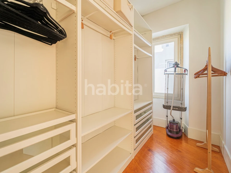 Apartamento T3 para Arrendamento em Santo António Foto 12