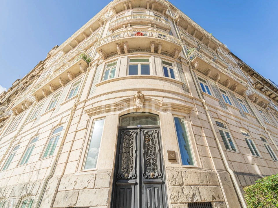 Apartamento T3 para Arrendamento em Santo António Foto 44