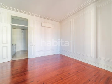 Apartamento T3 para Arrendamento em Santo António