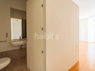 Apartamento T3 para Arrendamento em Santo António