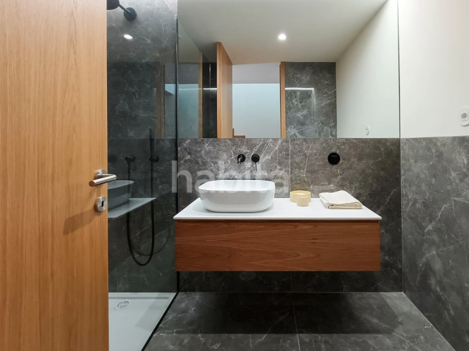 Apartamento T2 para Venda em Cedofeita, Santo Ildefonso, Sé, Miragaia, São Nicolau e Vitória Foto 12