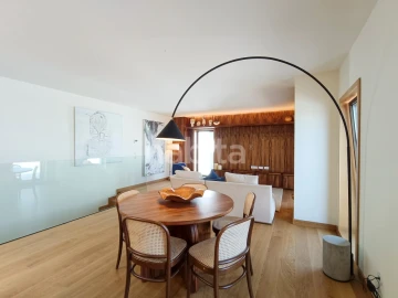 Apartamento T2 para Venda em Cedofeita, Santo Ildefonso, Sé, Miragaia, São Nicolau e Vitória