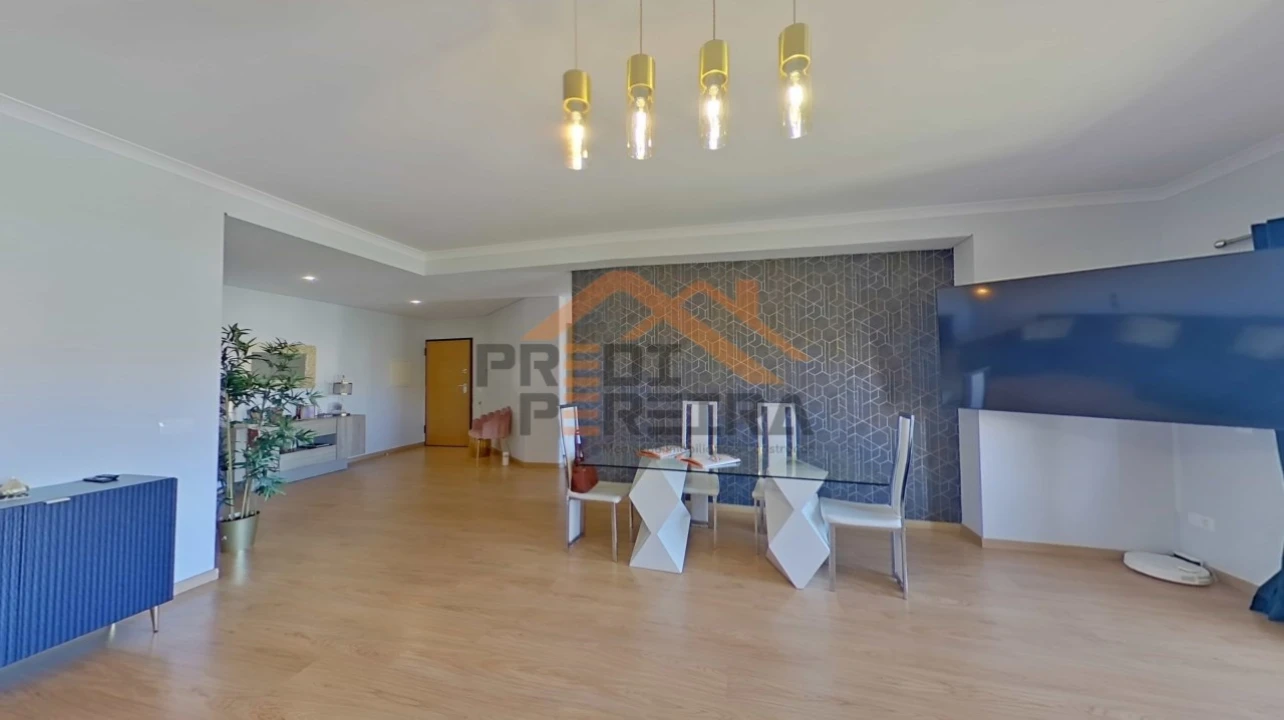 Apartamento T3 para Venda em Malveira e São Miguel de Alcainça Foto 1