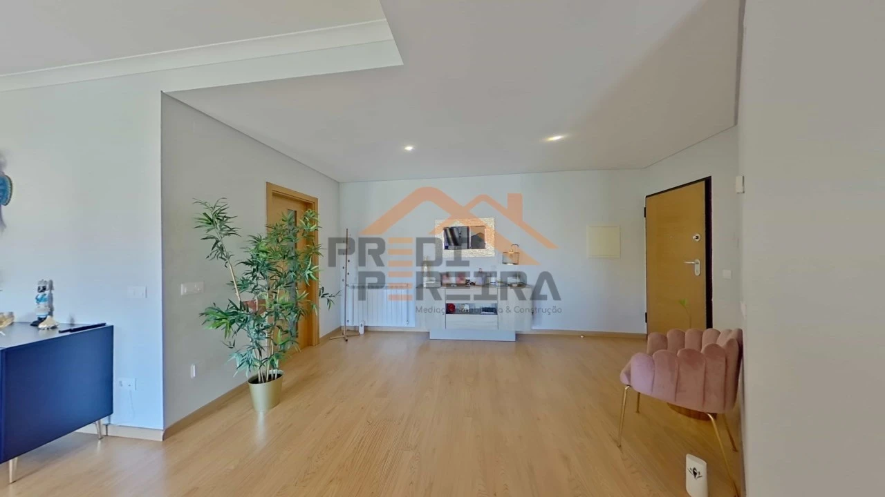 Apartamento T3 para Venda em Malveira e São Miguel de Alcainça Foto 6