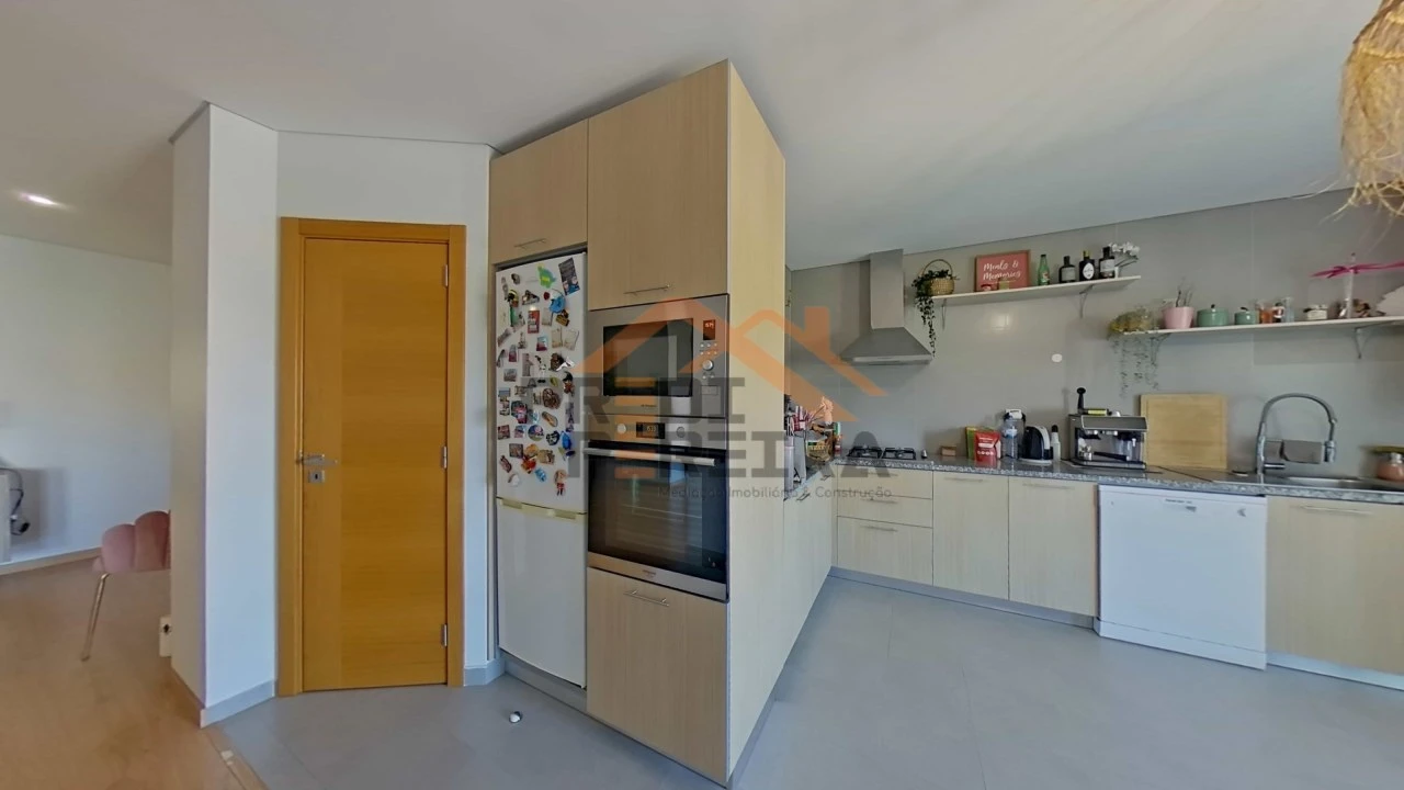 Apartamento T3 para Venda em Malveira e São Miguel de Alcainça Foto 11