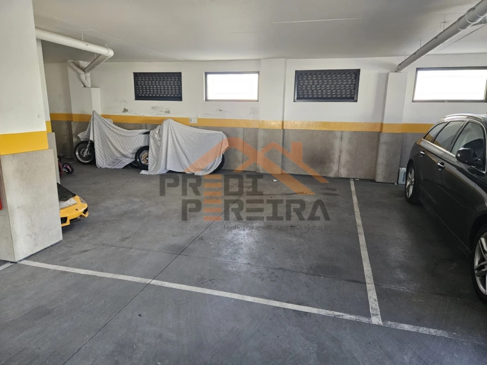 Apartamento T3 para Venda em Malveira e São Miguel de Alcainça Foto 42