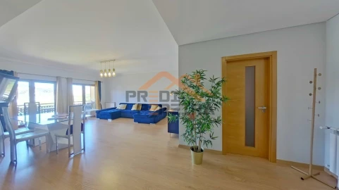Apartamento T3 para Venda em Malveira e São Miguel de Alcainça