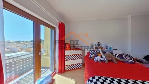 Apartamento T3 para Venda em Malveira e São Miguel de Alcainça