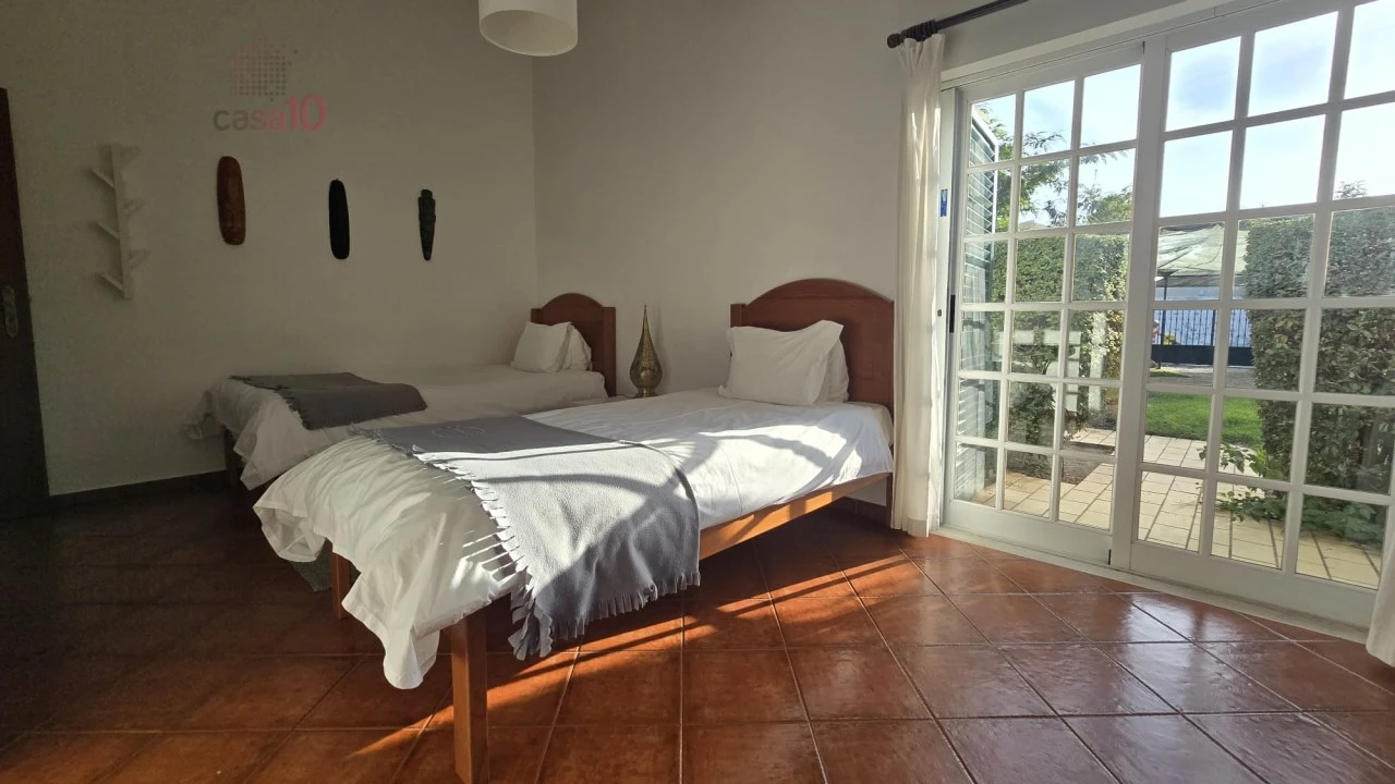 Moradia T6 para Venda em Albufeira e Olhos de Água Foto 21