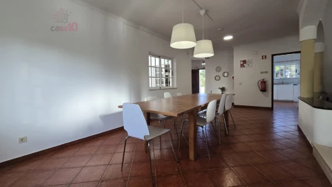 Moradia T6 para Venda em Albufeira e Olhos de Água