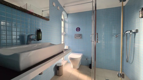 Moradia T6 para Venda em Albufeira e Olhos de Água