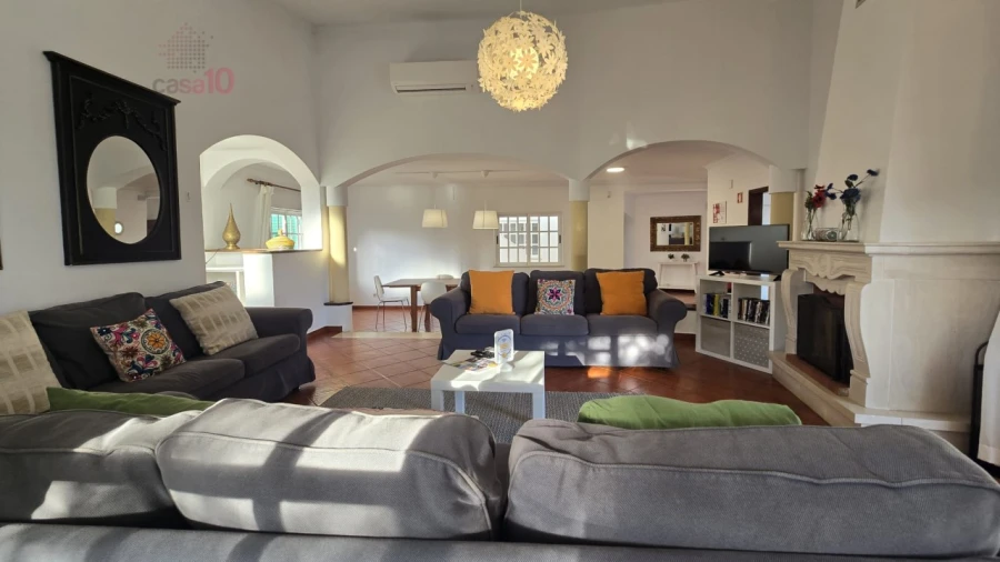 Moradia T6 para Venda em Albufeira e Olhos de Água Foto 7